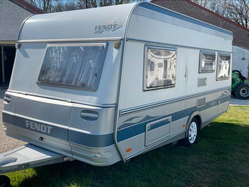 4 pers.caravan Fendt 470, Mover, rondzit,fransbed,fietsenrek, Caravans en Kamperen, Caravans, Bedrijf, tot en met 4, 1000 - 1250 kg