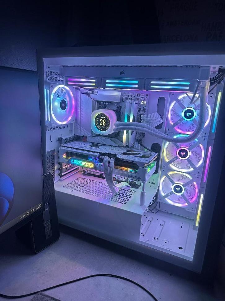 PC Gamer Ryzen 9 + RX 9070 XT, Games en Spelcomputers, Spelcomputers | Overige Accessoires, Zo goed als nieuw, Ophalen