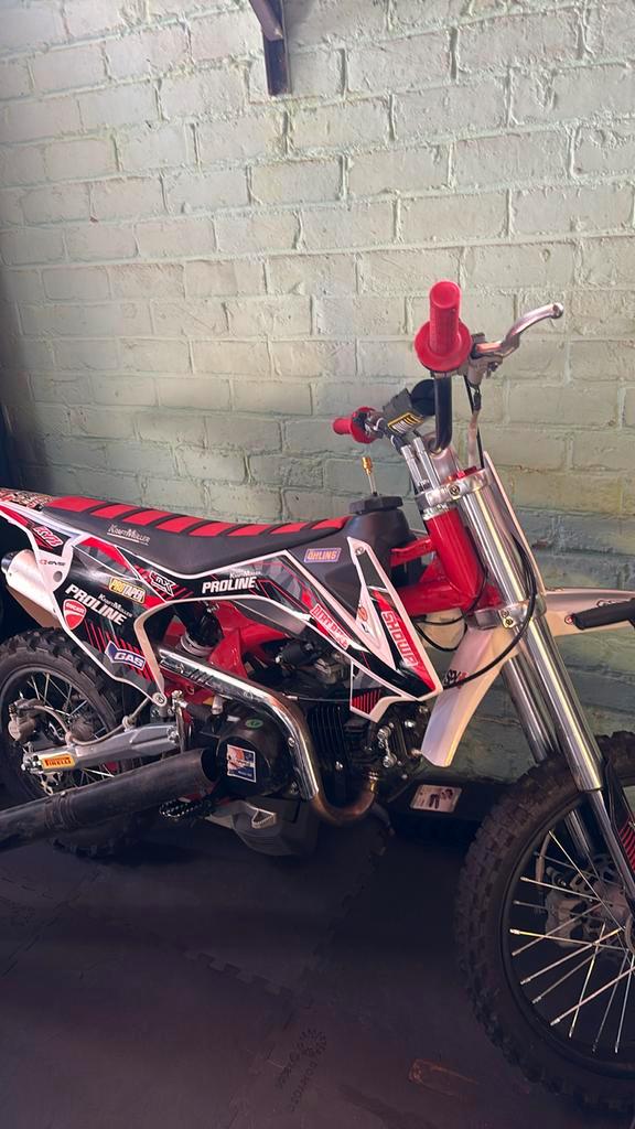 Dirt bike 140cc kraft müller, Fietsen en Brommers, Brommers | Crossbrommers, Zo goed als nieuw, Ophalen