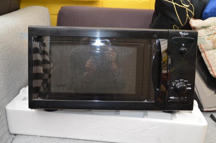 Microgolfoven Whirlpool Inbouwdampkap, Elektronische apparatuur, Microgolfovens, Gebruikt, Inbouw, Microgolfoven, 45 tot 60 cm