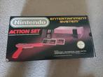 Nintendo Action set NES Origineel+doos, Enlèvement, Utilisé, Avec jeux, Avec 2 manettes