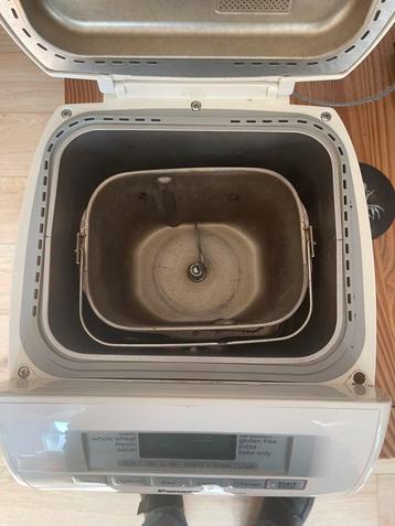 Te koop panasonic bakoven, 400 à 800 grammes de pâte, Enlèvement, Utilisé, Avec minuteur