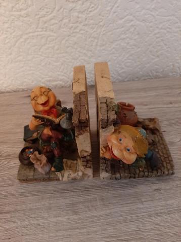 laven efteling boekensteunen beschikbaar voor biedingen
