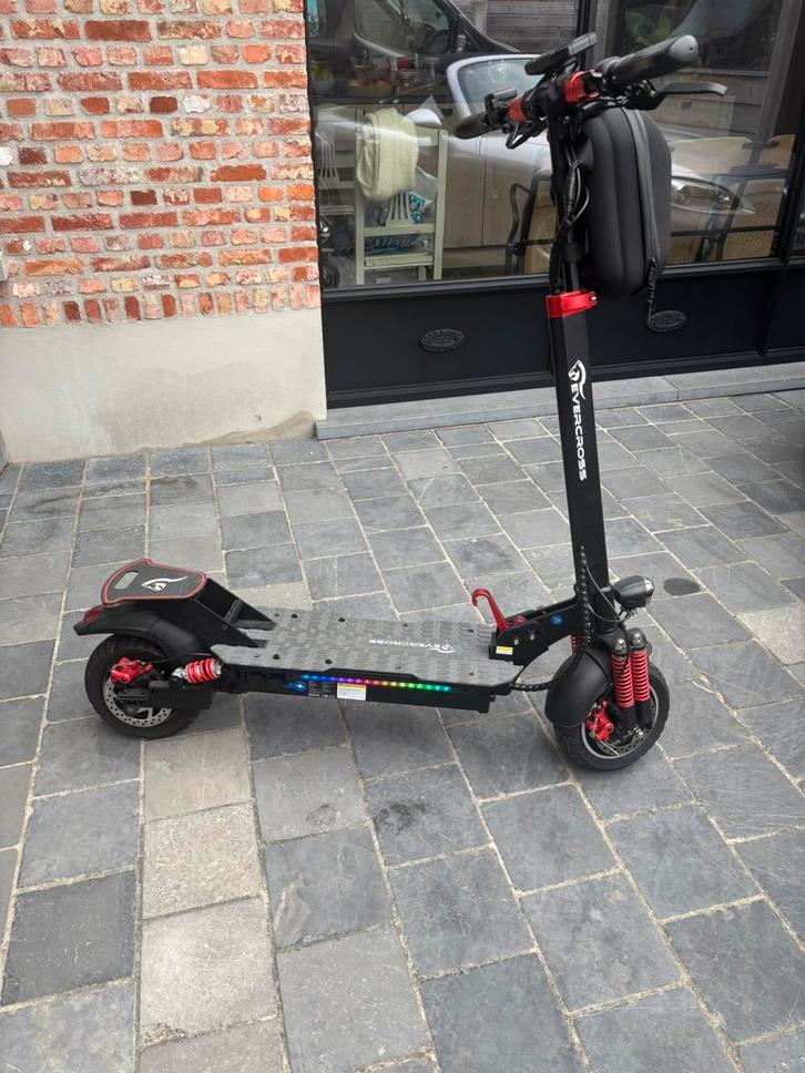 E-Step Evercross H7 40km rijbereik, Fietsen en Brommers, Steps, Zo goed als nieuw, Ophalen