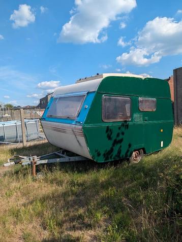 Caravan – opknapproject of ombouw naar foodtruck beschikbaar voor biedingen