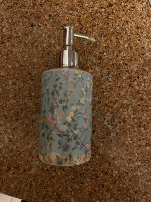 distributeur de savon, Huis en Inrichting, Badkamer | Badtextiel en Accessoires, Zo goed als nieuw, Ophalen