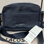 Sacoche Lacoste, Bijoux, Sacs & Beauté, Sacs | Sacs à bandoulière, Enlèvement ou Envoi, Neuf, Bleu, Autres marques