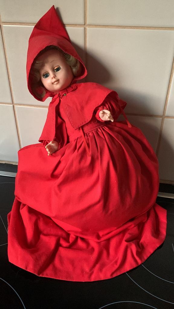 pop --- roodkapje, Verzamelen, Poppen, Gebruikt, Pop, Ophalen of Verzenden