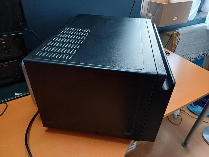 microgolfoven - merk LG, Elektronische apparatuur, Microgolfovens, Zo goed als nieuw, Vrijstaand, Microgolfoven, Grill, Ophalen