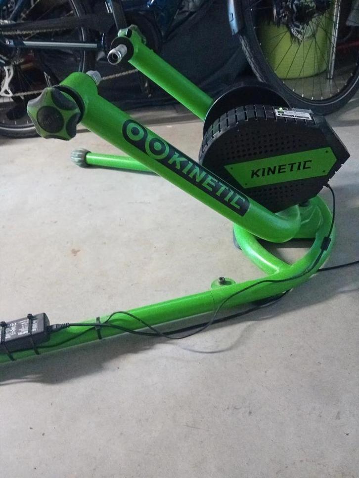 Kinetic Turbo rock and roll smart trainer, Sport en Fitness, Wielrennen, Zo goed als nieuw, Ophalen