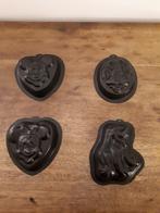 4 moules à pâtisserie différents - Personnages Disney, Enlèvement ou Envoi, Comme neuf