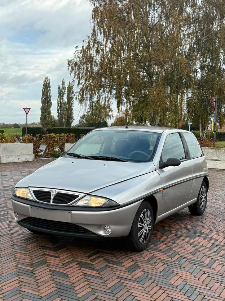 Lancia Y 1.3 benzine automaat 88.km! Airco! gekeurd, Auto's, Lancia, Particulier, Y, ABS, Airconditioning, Bluetooth, Boordcomputer