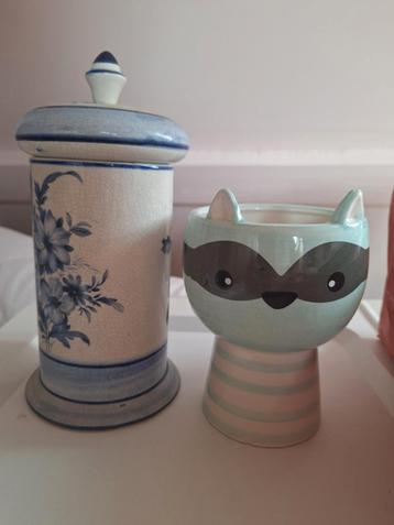2 pots, Enlèvement