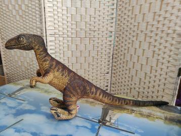 Velociraptor dinosaurus 32" pluche Jurassic Park beschikbaar voor biedingen