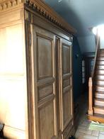 Magnifique grand meuble ancien en bois avec penderie, Enlèvement