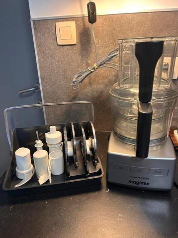 Magimix compact 3200xl + acsessoires beschikbaar voor biedingen