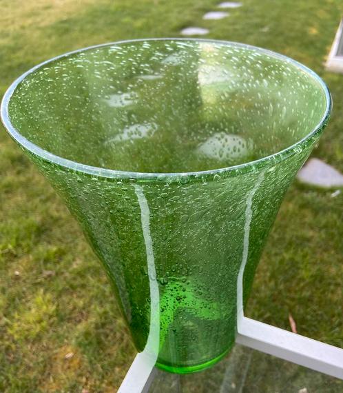 Splendide VASE en verre soufflé bullé - Verrerie de BIOT, Antiek en Kunst, Antiek | Vazen, Ophalen of Verzenden