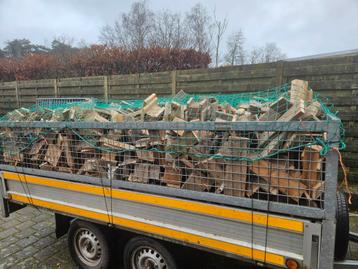 pallettenhout remork 4 cube.  beschikbaar voor biedingen