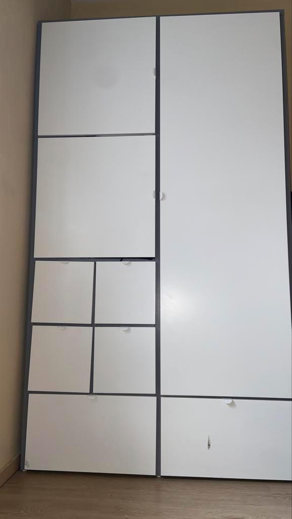 Kledingkast - grijs/wit, Huis en Inrichting, Kasten | Kleerkasten, Gebruikt, 200 cm of meer, 100 tot 150 cm, 50 tot 75 cm, Ophalen of Verzenden