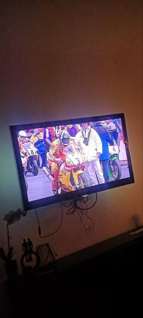 Smart Samsung tv 44 inch met beugel, Ophalen of Verzenden, Zo goed als nieuw, Samsung