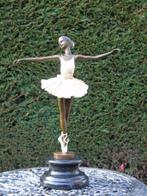 ballerina in bronskleuren ronde basis gesigneerd, F.Paris, Antiek en Kunst, Ophalen, Brons