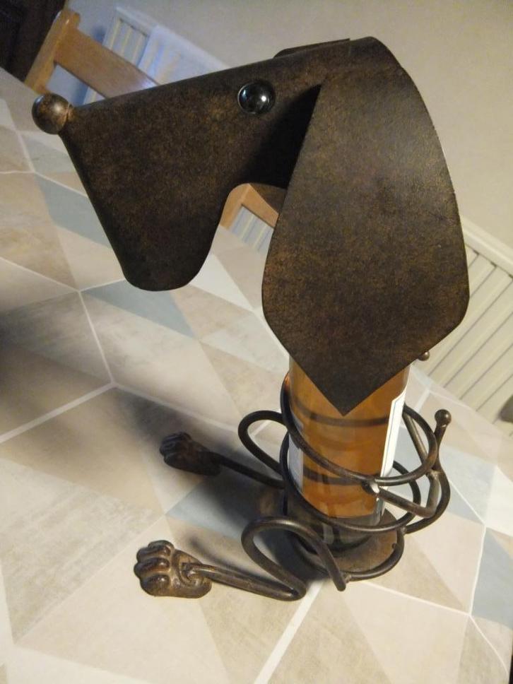 flessenhouder,hond, Huis en Inrichting, Woonaccessoires | Wijnrekken, Zo goed als nieuw, Minder dan 50 cm, Metaal, Minder dan 5 flessen