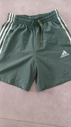 Groene short Adidas, Kleding | Heren, Sportkleding, Ophalen of Verzenden, Zo goed als nieuw, Groen, Adidas