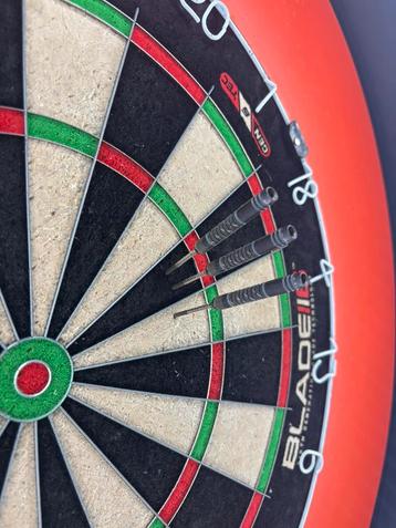 Dartspijlen beschikbaar voor biedingen