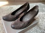 Bruine snake pumps Tamaris 39, Tamaris, Pumps, Bruin, Ophalen of Verzenden