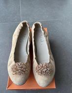 Ballerina met hak AGL, Kleding | Dames, Schoenen, Beige, AGL, Gedragen, Ballerina's