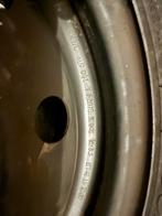 Pirelli winterbanden met velg voor kia en andere 195x65x15, Ophalen of Verzenden, Zo goed als nieuw