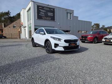 Kia Xceed 1.6 PHEV Pulse | CAMERA | CARPLAY | LED | KEYLESS beschikbaar voor biedingen