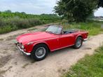 Triumph TR250, Autos, Triumph, Rouge, Autres modèles, Achat, 2500 cm³