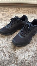 Nike schoenen, Sport en Fitness, Ophalen, Zo goed als nieuw, Schoenen