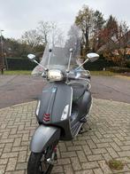 Vespa sprint a klasse, Fietsen en Brommers, Scooters | Vespa, Ophalen of Verzenden, Zo goed als nieuw