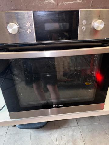 Samsung four encastrable, Electroménager, Four avec gril, Fonction micro-ondes, Encastré, Enlèvement
