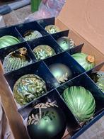 boules de Noël en verre, Enlèvement