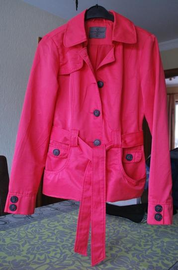 Vero Moda - Korte trenchcoat - maat S - roze/koraalrood beschikbaar voor biedingen