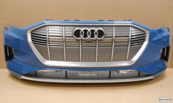 AUDI E-TRON 55 BUMPER ORIGINEEL 6xPDC KLEUR LV5S