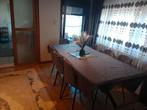Tafel en stoelen, Huis en Inrichting, Tafels | Eettafels, Overige materialen, Beish stok, Zo goed als nieuw, Vijf personen of meer