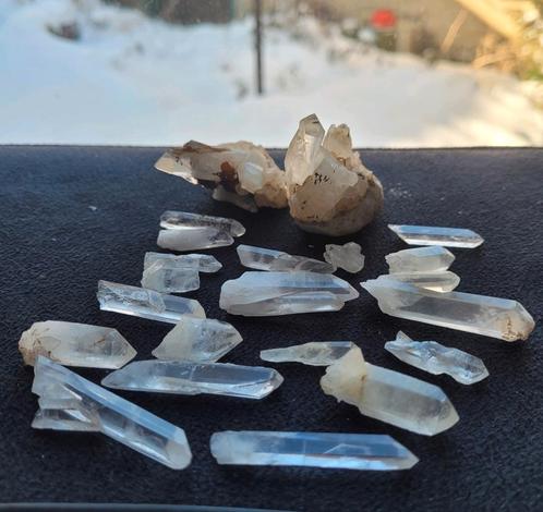 Amas de tiges de cristal de roche brut 100 grammes de Madaga, Collections, Minéraux & Fossiles, Minéral, Enlèvement ou Envoi