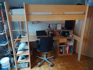 Hoogslaper bed + bureau + lattenbodem + matras beschikbaar voor biedingen
