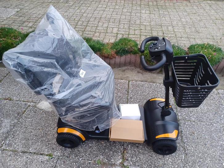 Scootmobiel – zo goed als nieuw, Diversen, Brommobielen en Scootmobielen, Zo goed als nieuw, Vermeiren, 15 km of minder, 10 km/u of minder