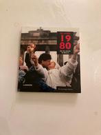 Boek: 1980 in beeld, Enlèvement ou Envoi, Comme neuf