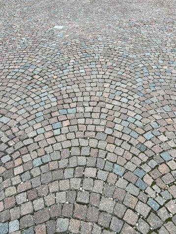 Mozaïek kasseien beschikbaar voor biedingen