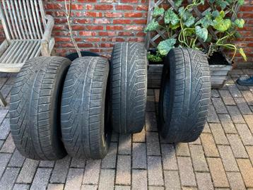 Winterbanden Pirelli zonder velg beschikbaar voor biedingen