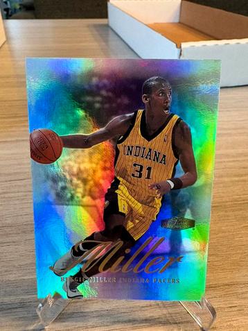 FLEER SHOWCASE PACERS LEGEND REGGIE MILLER, Enlèvement ou Envoi, Comme neuf