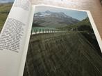 Boek :OOSTENRIJK ;om op reis te gaan,ski-land ,beklimmingen, Europa, Diverse auteurs, Ophalen of Verzenden, Zo goed als nieuw