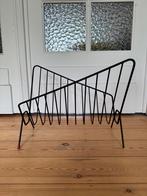Vintage krantenrekje met gebruikssporen, Ophalen, Gebruikt