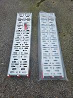 Rampes pliables en aluminium L=226 cm 340 kgx2=680 kg, Enlèvement